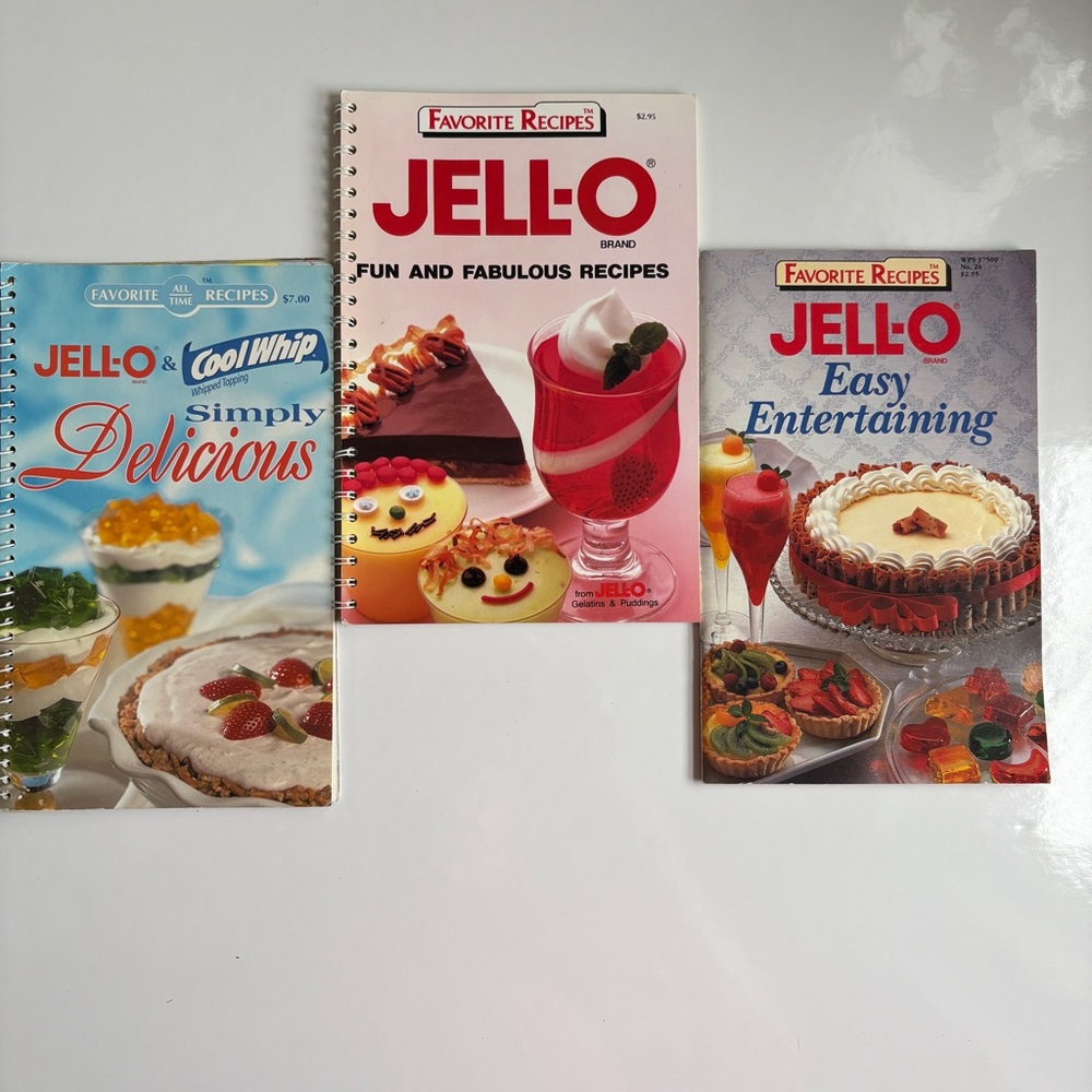 Vintage Jello Recipe Books/ Cool Whip / 1990 / 1988 and 2001